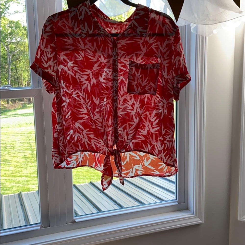 hawaiian shirt